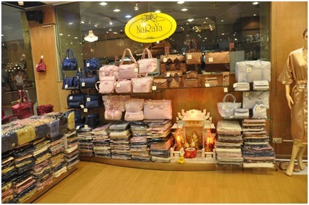 泰國必敗旅游紀(jì)念品:Naraya布包.jpg